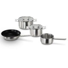 Siemens HZ9SE040 Four piece pan set, suited for induction, radiant ceramic and gas. Consists of 1 x 