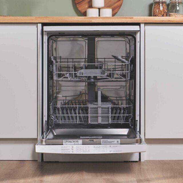 Bosch SMS26AW08G White Freestanding Series 2 60Cm Dishwasher - White 12 Place Settings