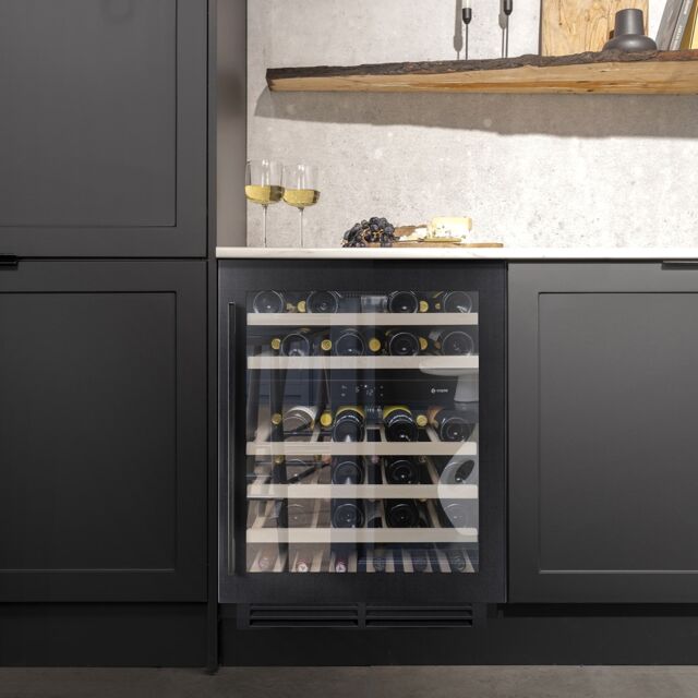 Caple WI6135BS Black Steel undercounter, 2 zones, W 595mm, suitable for 100-150mm plinth, G energy, 