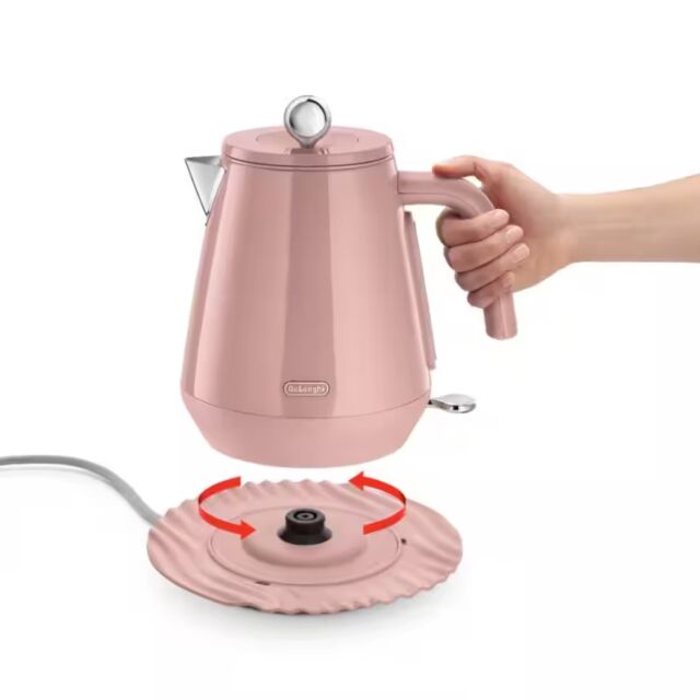 Delonghi KBY3001.PK Eclettica Kettle Pink