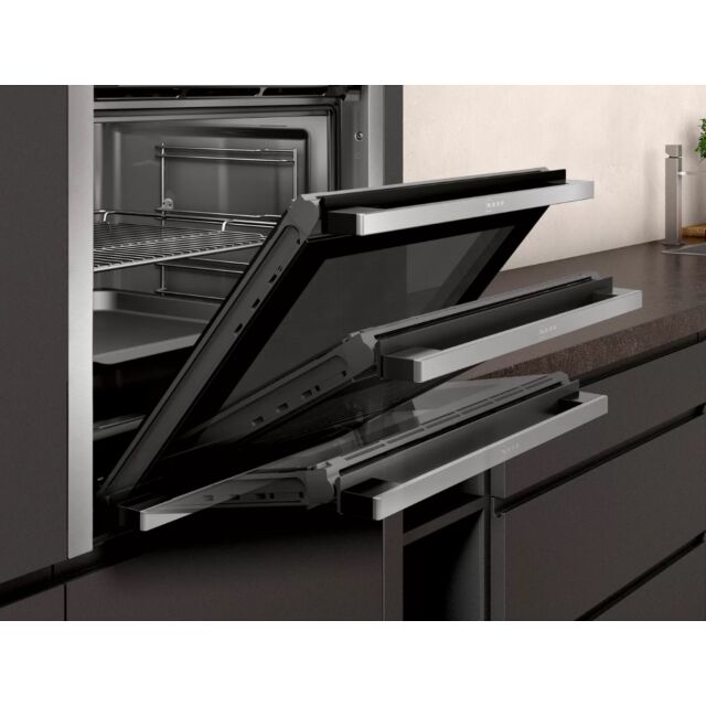 Neff B4ACF1AN0B Black with Stee CircoTherm, 6 functions, LCD display, Rotating handle N50